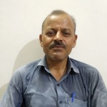 Dr. Narvadeshwar Singh